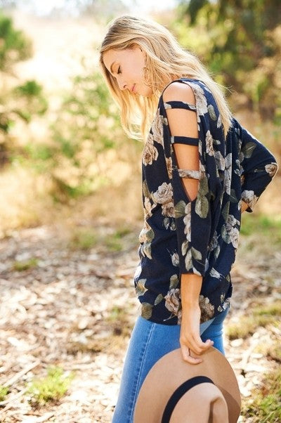 Floral top with cut out sleeves - Navy