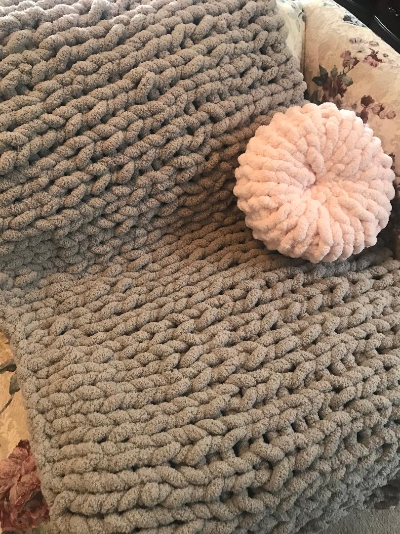 Chunky hand knitted Round Pillow soft chenille - Home decor - poufs