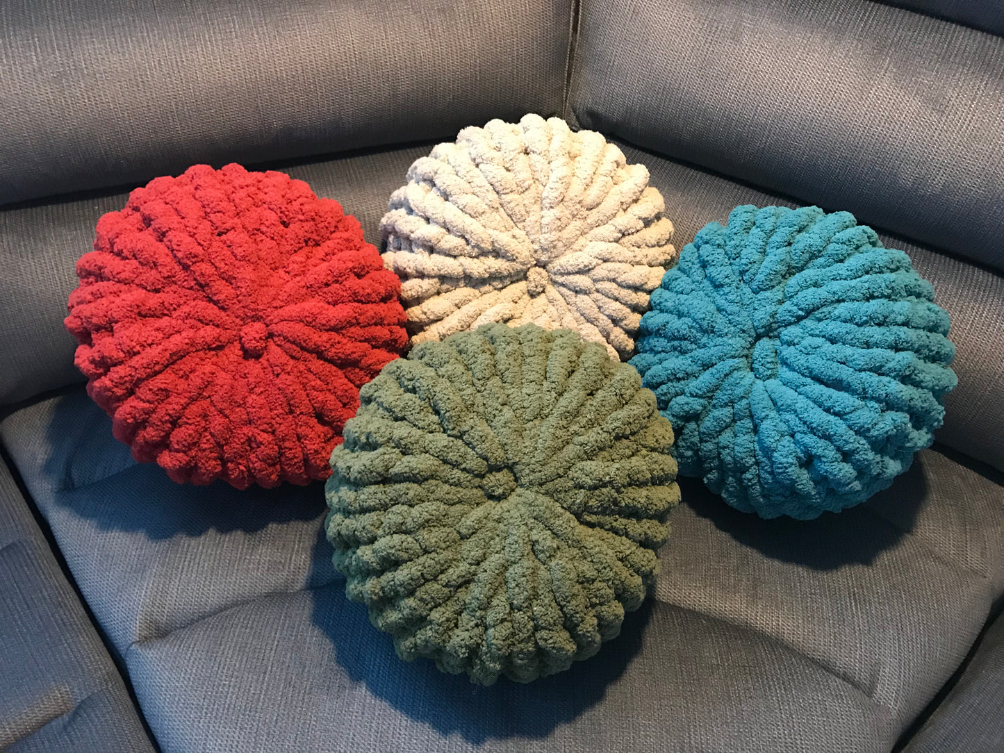 Chunky hand knitted Round Pillow soft chenille - Home decor - poufs