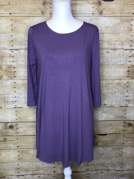 BOAT NECK FLARED TOP WITH SIDE POCKETS - Plus Size - 3/4 Sleeves - Lilac Grey