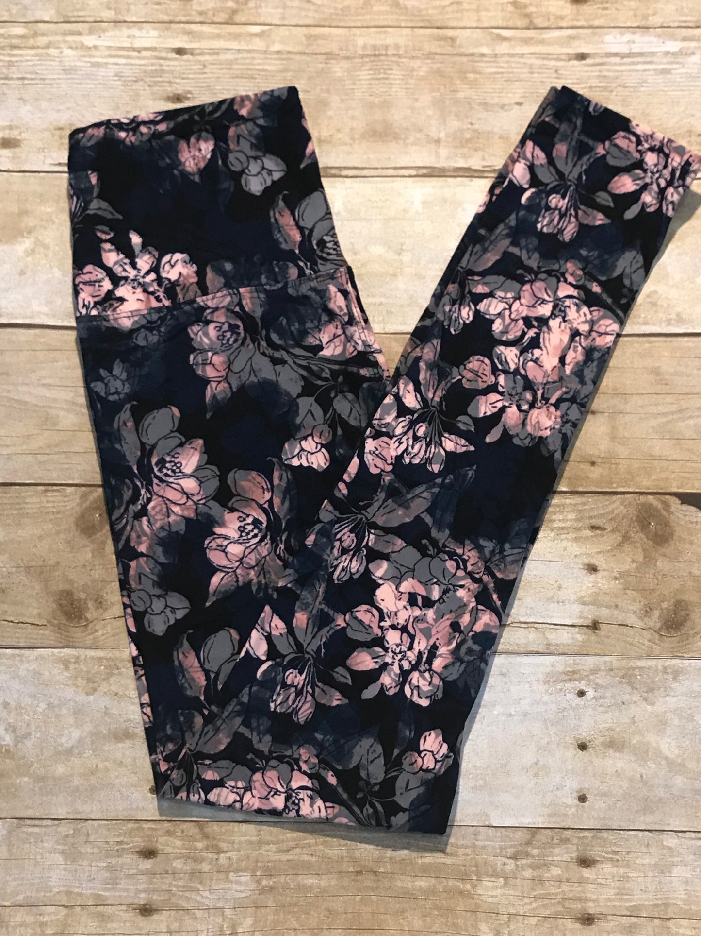 Ladies Floral print ultra soft Leggings