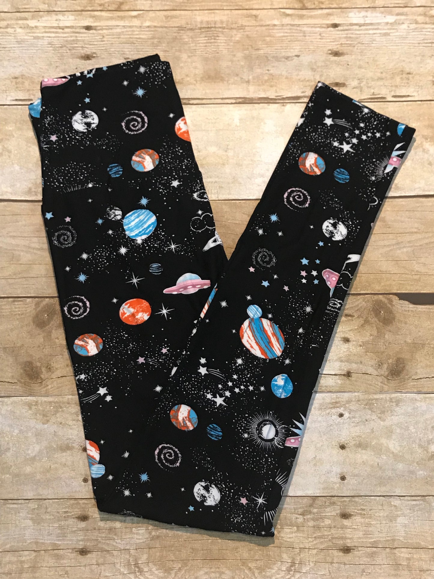 Ladies Outer Space print ultra soft Leggings - Black - women's