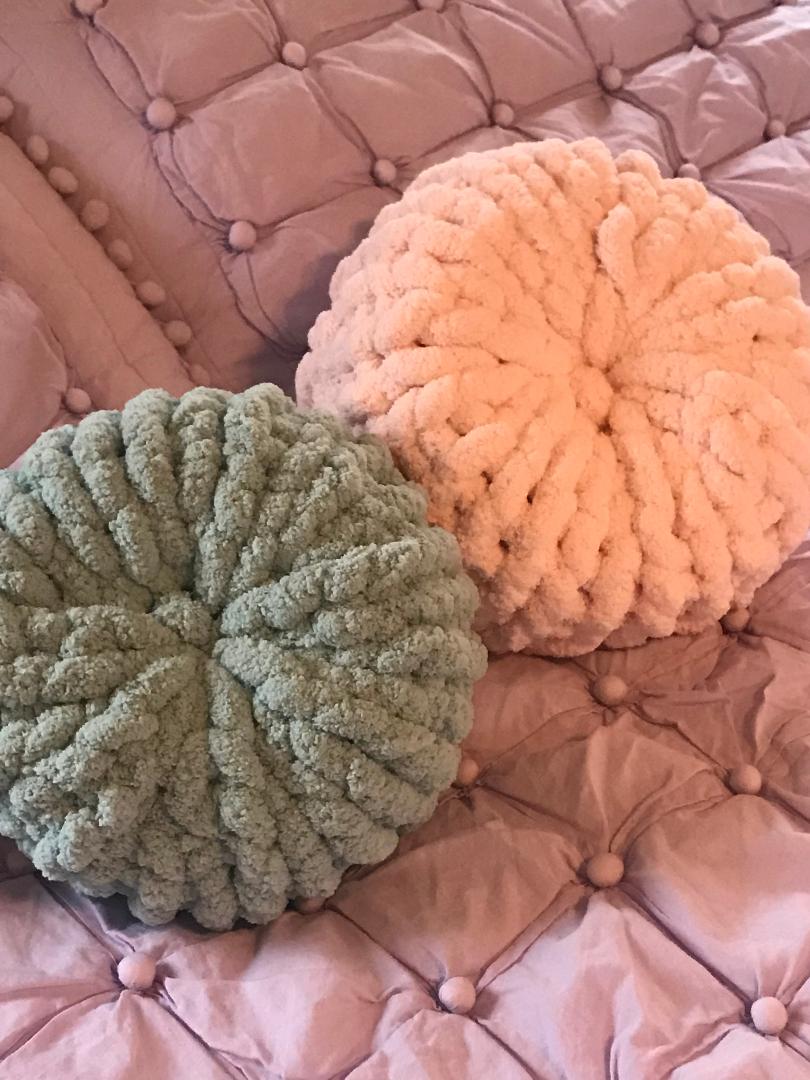 Chunky hand knitted Round Pillow soft chenille - Home decor - poufs